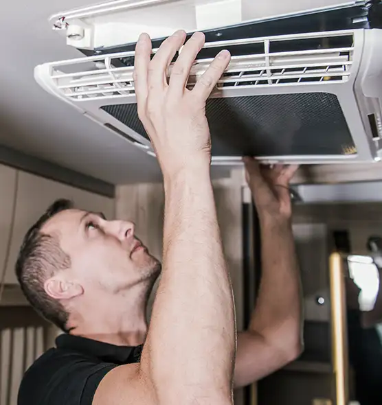  Professional Licensed And Insured Cleaners in Lake Magdalene, FL